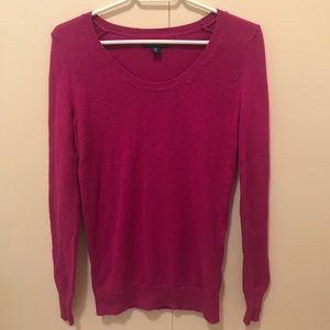 ⭐️4/$20⭐️Fuschia Pink Sweater size XS